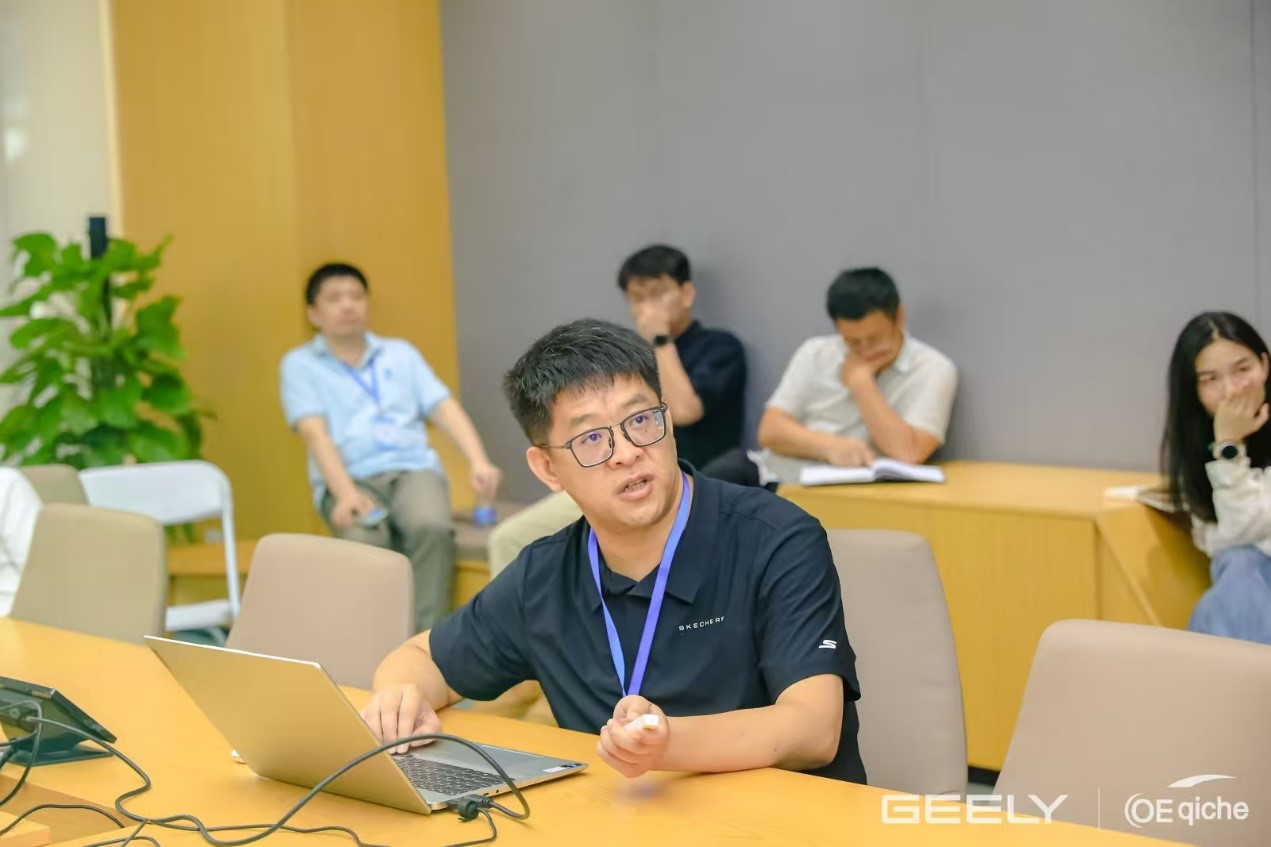 Geely-2.jpg